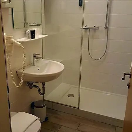 Center Aparthotel 3*